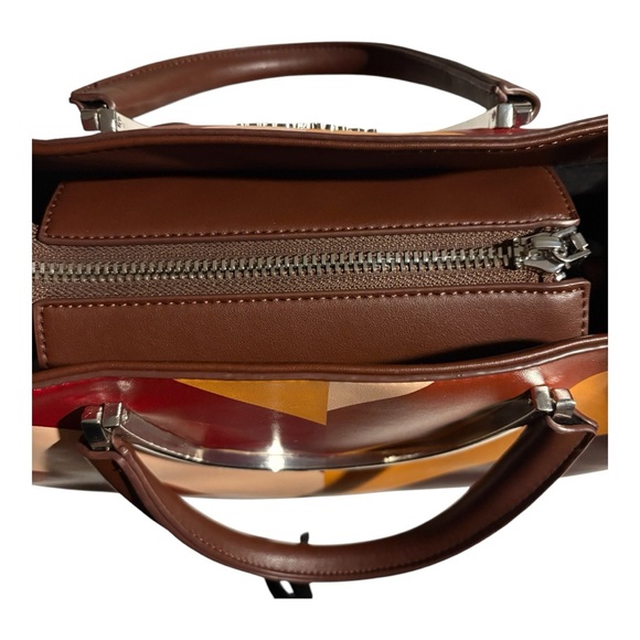 Sassy Jones | Women’s Purse | Pam Chevron Tote | Handbag Or Crossbody - Picture 4 of 8